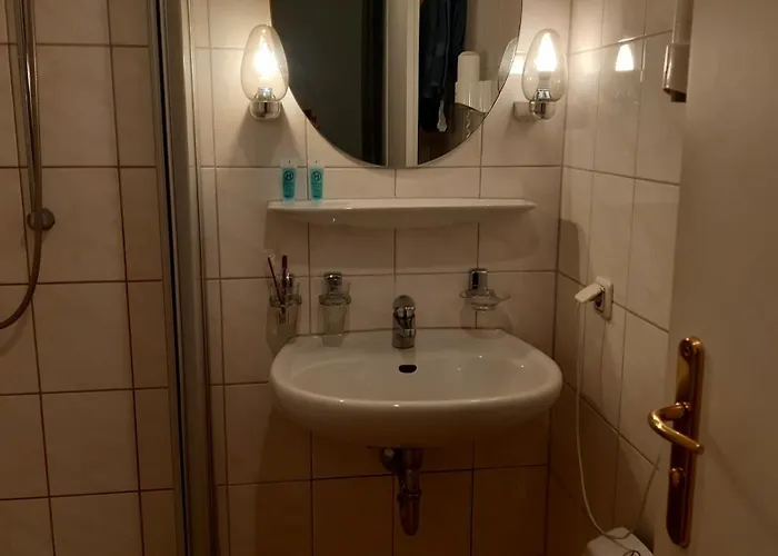 Boardinghouse Residenz 招待所 3*